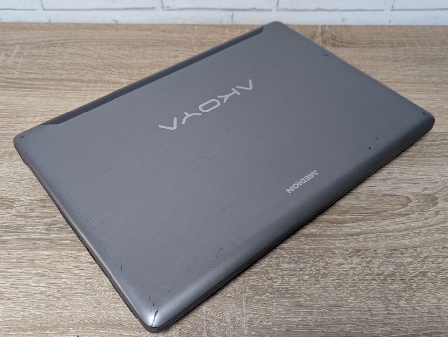 Уцінка! Ноутбук Б/В Medion Akoya P6640, Intel Core i3-3120M, DDR3 8 GB, SSD 256GB, GT 740M, 15.6" [ProductHub SKU M22]