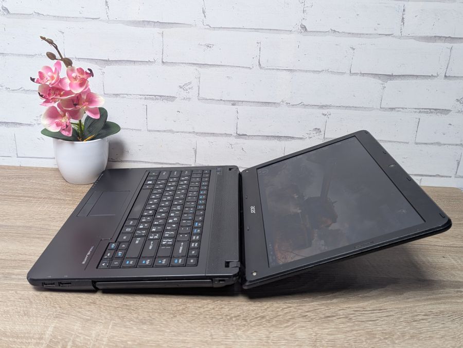 Ноутбук Б/В Acer TravelMate P243, Intel Core i3-3110M, DDR3 8 GB, SSD 128GB, 14" HD [ProductHub SKU Acer103]