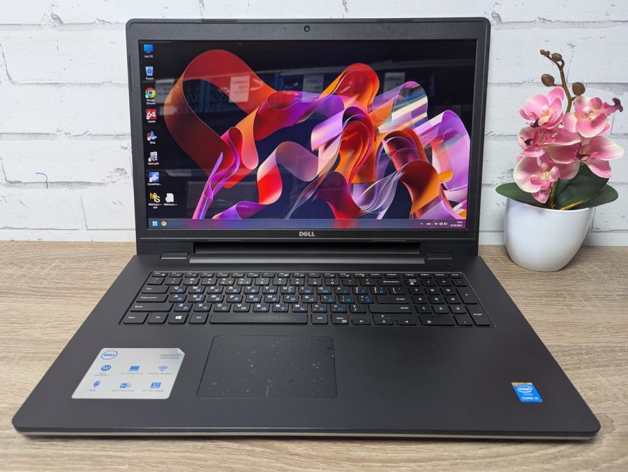 Ноутбук Б/В Dell Inspiron P26E, Intel Core i3-5005U, DDR3 8GB, SSD 180GB, 17" HD Сенсор [ProductHub SKU Dell3]