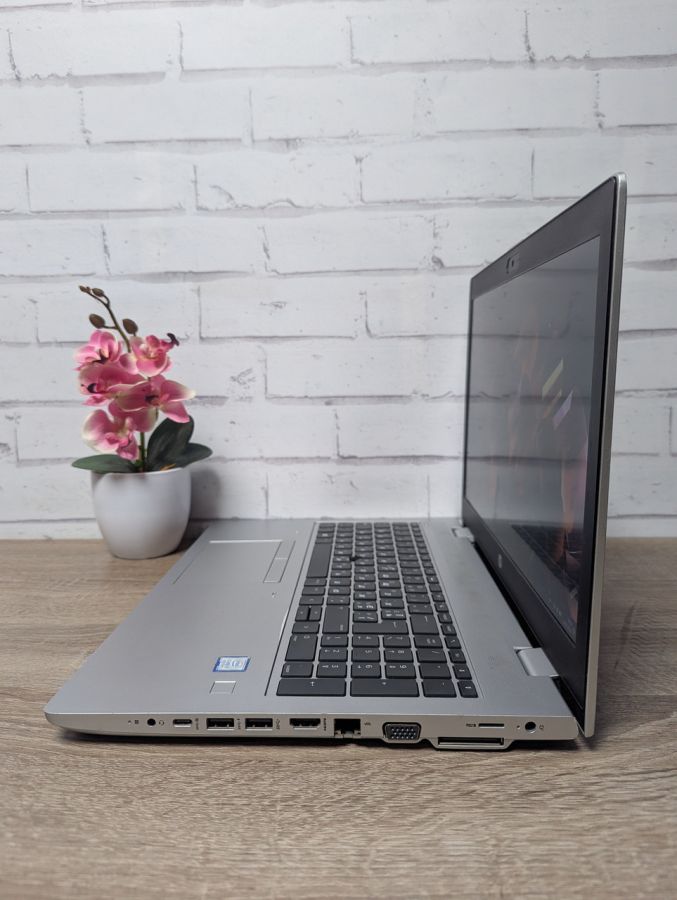 Уцінка! Ноутбук Б/В HP ProBook 650 G5, Intel Core i7-8665U, DDR4 16 GB, SSD 256GB + HDD 500GB, 15.6" HD [ProductHub SKU HP350]