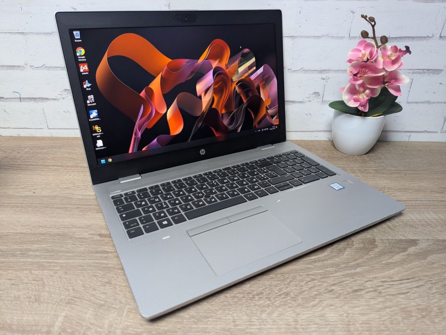 Уцінка! Ноутбук Б/В HP ProBook 650 G5, Intel Core i7-8665U, DDR4 16 GB, SSD 256GB + HDD 500GB, 15.6" HD [ProductHub SKU HP350]