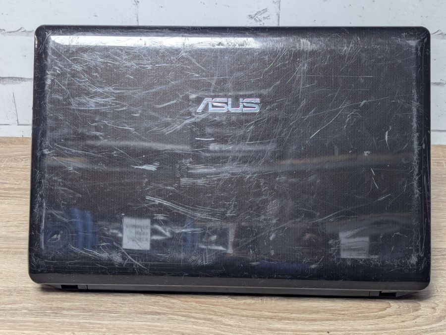 Ноутбук Б/В ASUS X52J, Intel Core i3-350M, DDR3 8 GB, SSD 128GB, Radeon HD 4500Series, 15.6" HD [ProductHub SKU Asus117]