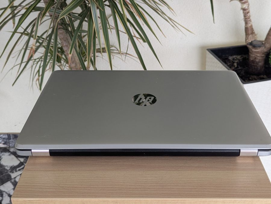 Уцінка! Ноутбук Б/В HP 15-BN067ND, Intel Core i5-7200U, DDR4 16 GB, SSD 256GB, AMD Radeon R5 M330, 15.6" Full HD [ProductHub SKU HP360]