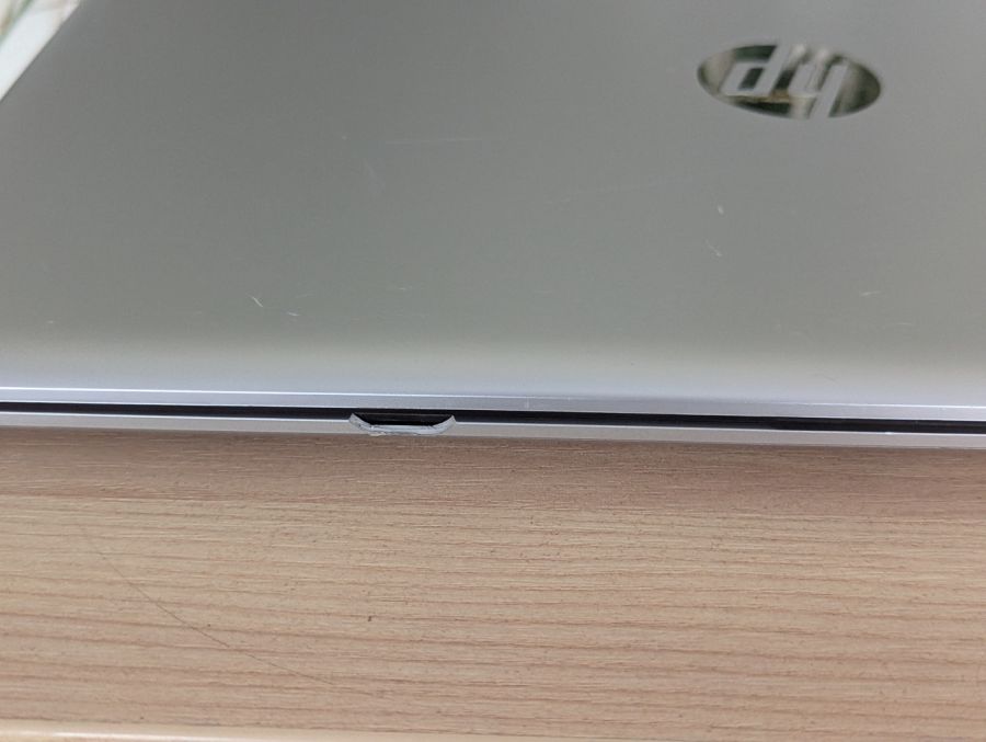 Уцінка! Ноутбук Б/В HP 15-BN067ND, Intel Core i5-7200U, DDR4 16 GB, SSD 256GB, AMD Radeon R5 M330, 15.6" Full HD [ProductHub SKU HP360]