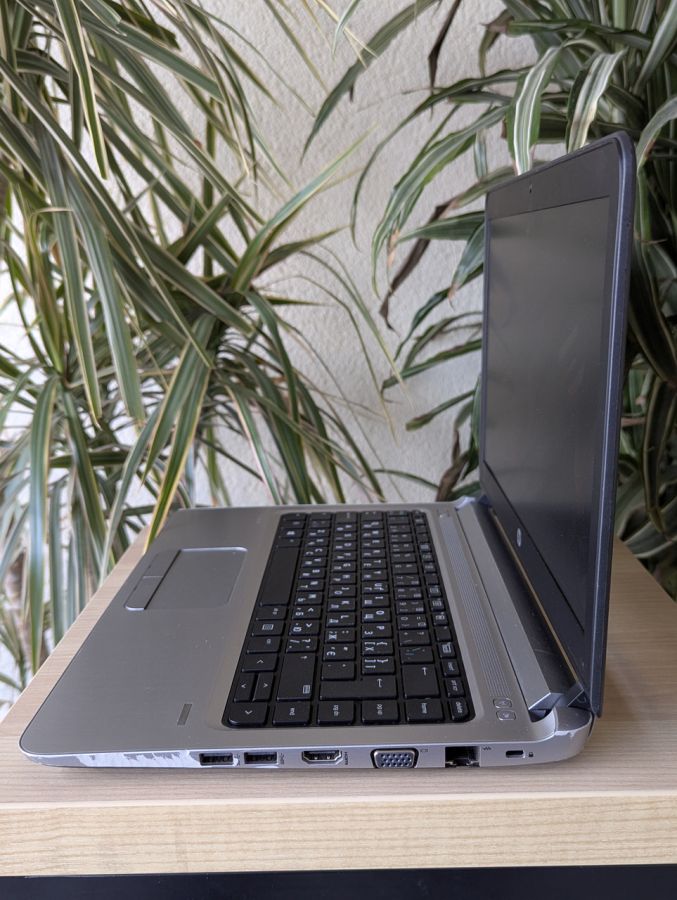 Уцінка! Ноутбук Б/В HP ProBook 430 G3, Intel Core i5-6200U, DDR3 8 GB, SSD 128GB, 12.5" HD [ProductHub SKU HP81]