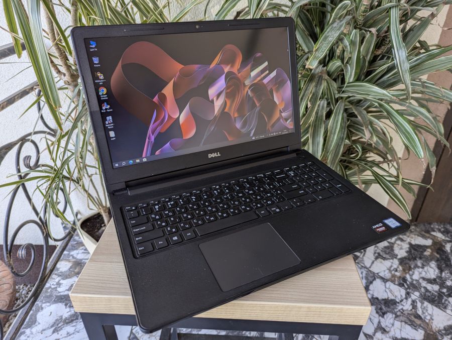 Ноутбук Б/В Dell Vostro 15-3568, Intel Core i7-7500U, DDR4 16 GB, SSD 256GB, AMD Radeon HD 8500M, 15.6" Full HD [ProductHub SKU Dell218]