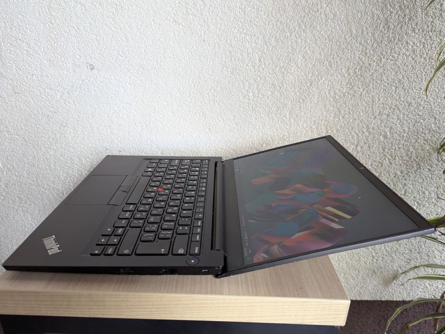 Уцінка! Ноутбук Б/В Lenovo ThinkPad E14, Intel Core i3-11Gen, DDR4 16 GB, SSD 256GB, 14" Full HD [ProductHub SKU L190]
