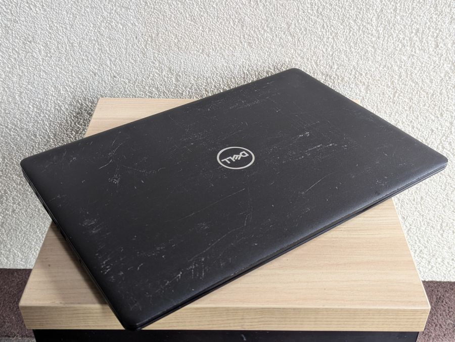 Уцінка! Ноутбук Б/В Dell Latitude 3590, Intel Core i5-8250U, DDR4 12 GB, SSD 128GB + HDD 1TB, 15.6" Full HD [ProductHub SKU Dell223]