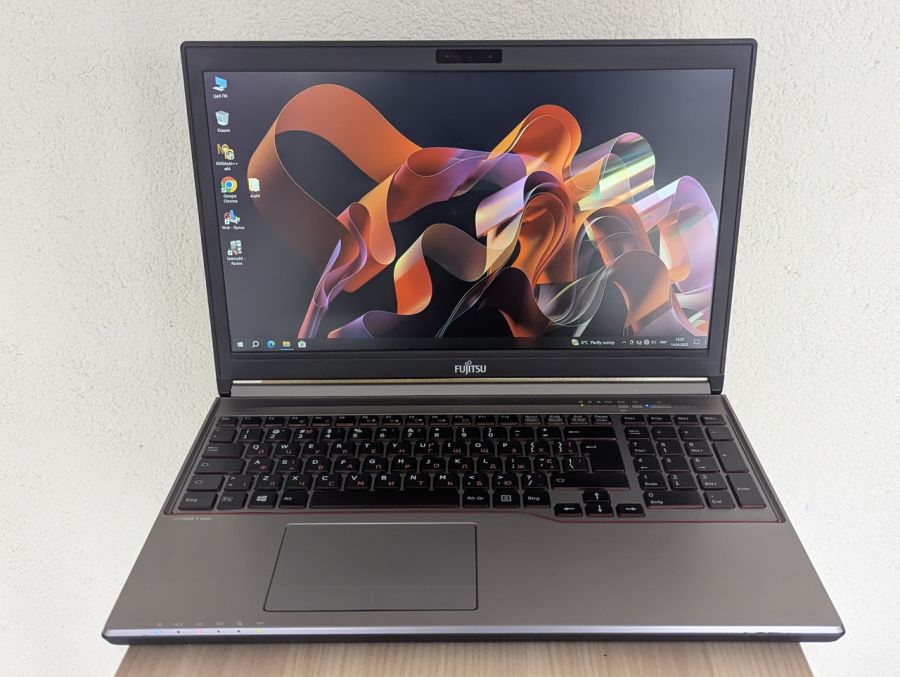 Уцінка! Ноутбук Б/В Fujitsu E754, Intel Core i5-4300M, DDR3 8 GB, SSD 128GB, 15.6" Full HD [ProductHub SKU F85]