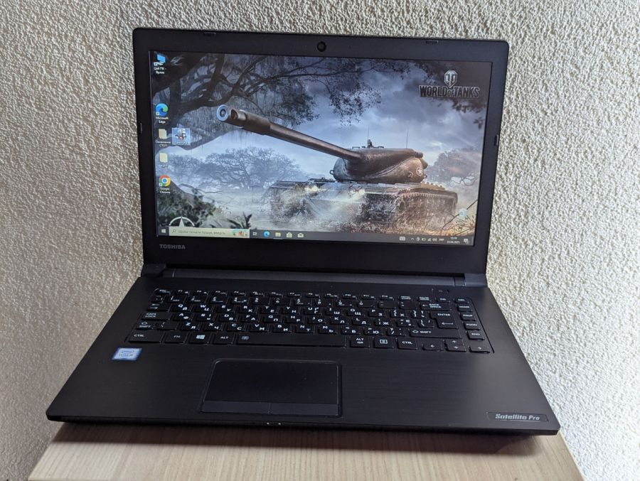 Уцінка! Ноутбук Б/В Toshiba Satellite Pro R40-C, Intel Core i5-6200U, DDR3 8 GB, SSD 128GB, 14" HD [ProductHub SKU T92]