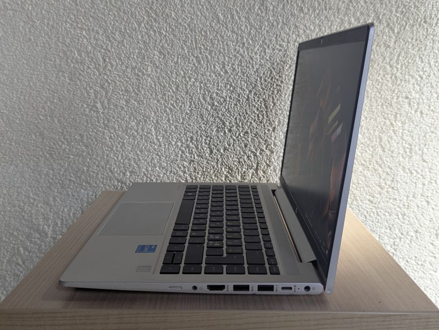 Уцінка! Ноутбук Б/В HP ProBook 440 G9, Intel Core i3-1215U, DDR4 16 GB, SSD 256GB, 14" Full HD [ProductHub SKU HP418]