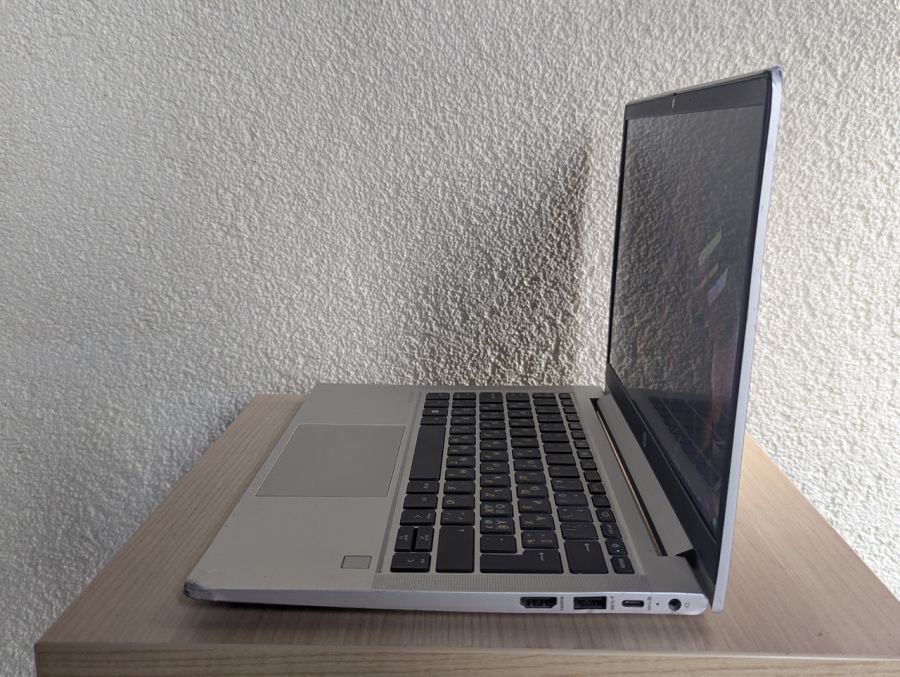 Уцінка! Ноутбук Б/В HP ProBook 430 G8, Intel Core i3, DDR4 16 GB, SSD 256GB, 13" Full HD