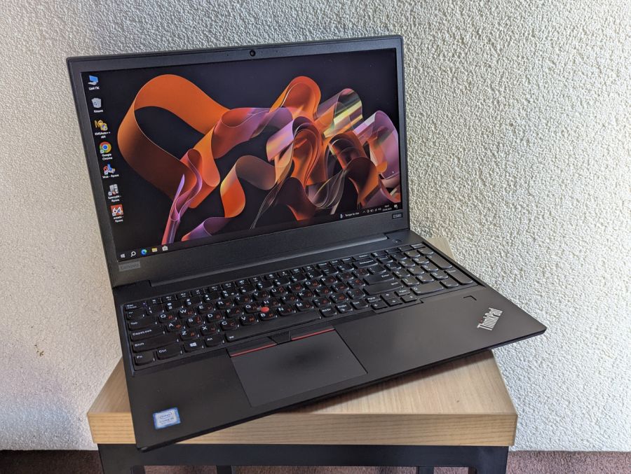 Ноутбук Б/В Lenovo ThinkPad E590, Intel Core i5-8265U, DDR4 32 GB, SSD 256GB + 1 TB, 15.6" Full HD [ProductHub SKU L200]