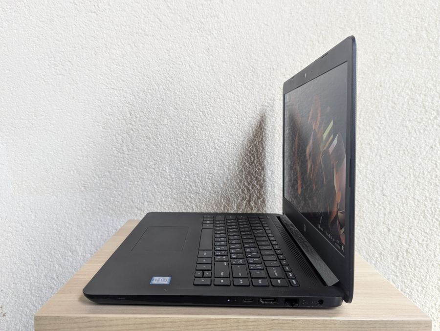 Ноутбук Б/В HP Laptop 14, Intel Core i3-6006U, DDR4 8GB, SSD 128GB, 14" Full HD [ProductHub SKU HP439]