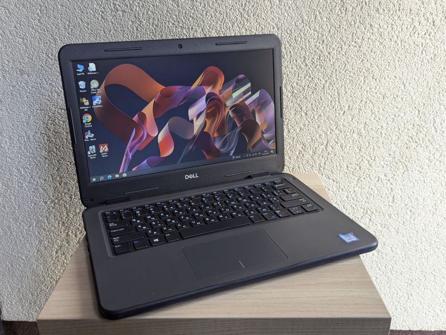 Уцінка! Ноутбук Б/В Dell Latitude 3310, Intel Core i3-8145U, DDR4 8 GB, SSD 256GB, 13" UHD [ProductHub SKU Dell231]