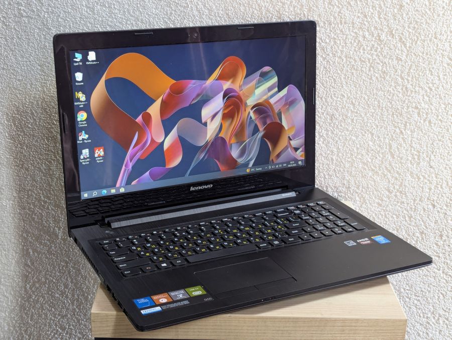 Ноутбук Б/В Lenovo G50-70, Intel Core i5-4200U, DDR3 8GB, SSD 256GB, AMD Radeon HD 8500M 2GB, 15.6" HD