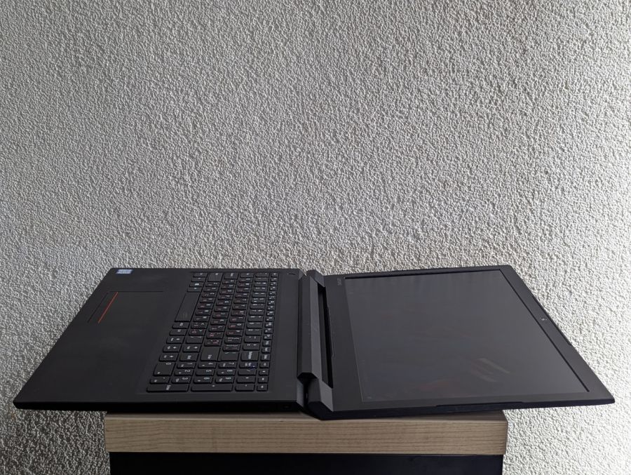 Уцінка! Ноутбук Б/В Lenovo V110, Intel Core i3-6006U, DDR4 8 GB, SSD 128GB, 15.6" Full HD [ProductHub SKU L226]