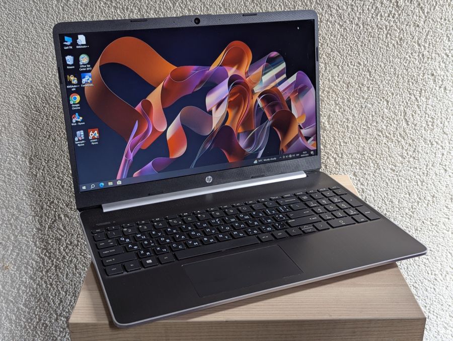 Уцінка! Ноутбук Б/В HP Laptop 15X, Intel Core i3-8145U, DDR4 8 GB, SSD 128GB, 15" Full HD [ProductHub SKU HP454]