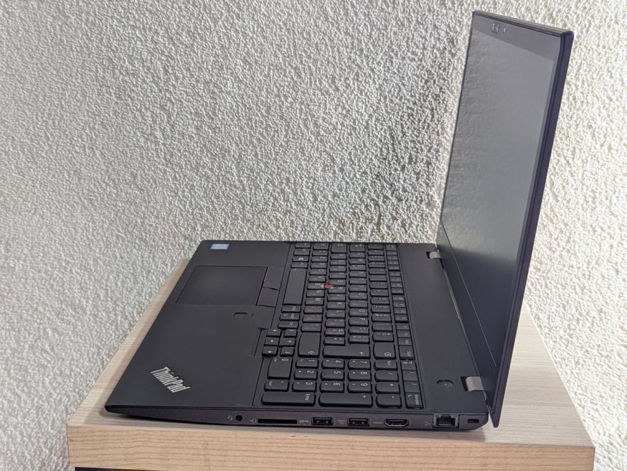 Ноутбук Б/В Lenovo ThinkPad T580, Intel Core i7-8650U, DDR4 16 GB, SSD 256GB, 15.6" Full HD Сенсор [ProductHub SKU L216]