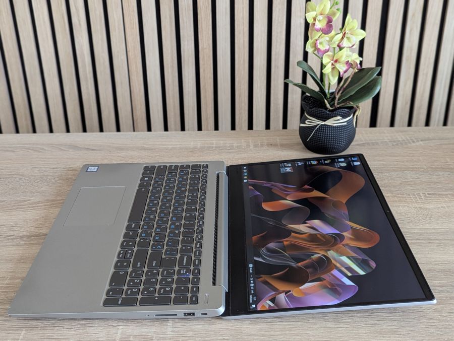 Уцінка! Ноутбук Б/В Lenovo IdeaPad 330S-15IKB, Intel Core i5-8250U, DDR4 8 GB, SSD 128GB, 15" Full HD [ProductHub SKU L222]