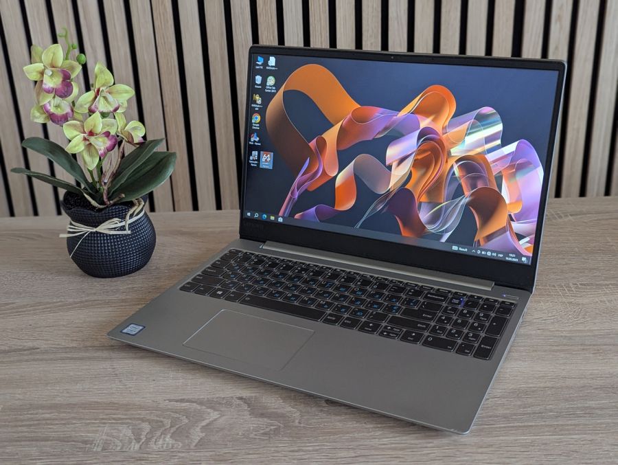 Ноутбук Б/В Lenovo IdeaPad 330S-15IKB, Intel Core i5-8250U, DDR4 8GB, SSD 128GB, 15" Full HD
