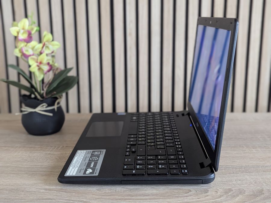 Ноутбук Б/В Acer Aspire ES1-571, Intel Core i5-4200U, DDR3 8GB, SSD 128GB, 15.6" HD [ProductHub SKU Acer91]