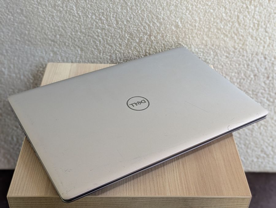 Уцінка! Ноутбук Б/В Dell Inspiron 5570, Intel Core i5-8250U, DDR4 16 GB, SSD 256GB + SSD 1TB, AMD Radeon 530 2Gb, 15.6" Full HD [ProductHub SKU Dell243]
