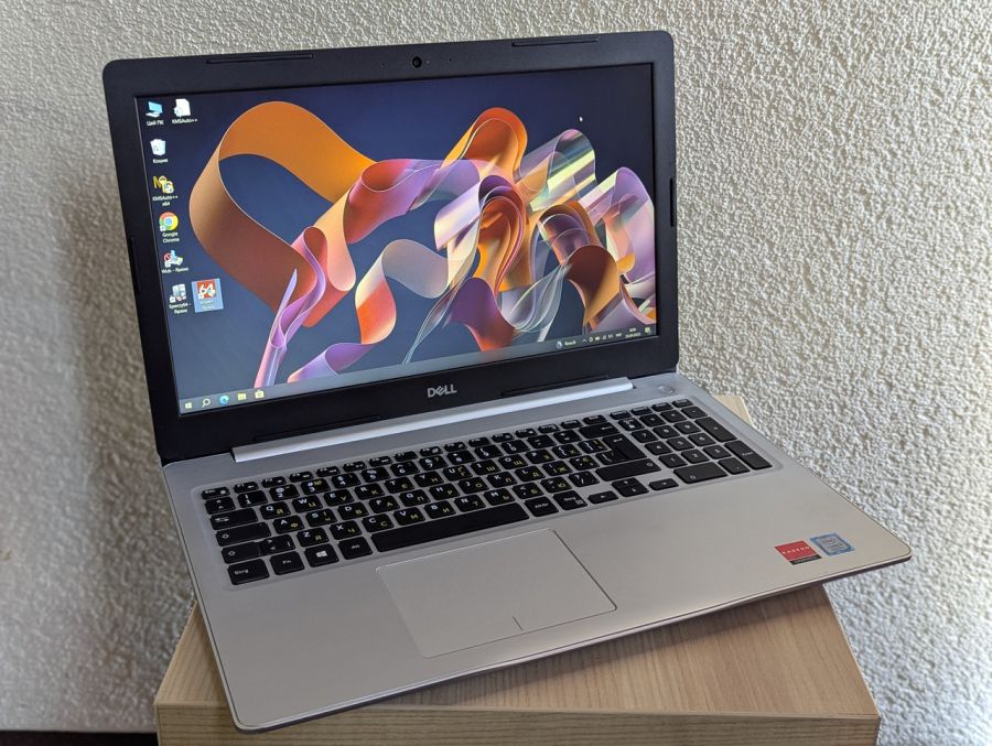 Уцінка! Ноутбук Б/В Dell Inspiron 5570, Intel Core i5-8250U, DDR4 16 GB, SSD 256GB + SSD 1TB, AMD Radeon 530 2Gb, 15.6" Full HD [ProductHub SKU Dell243]