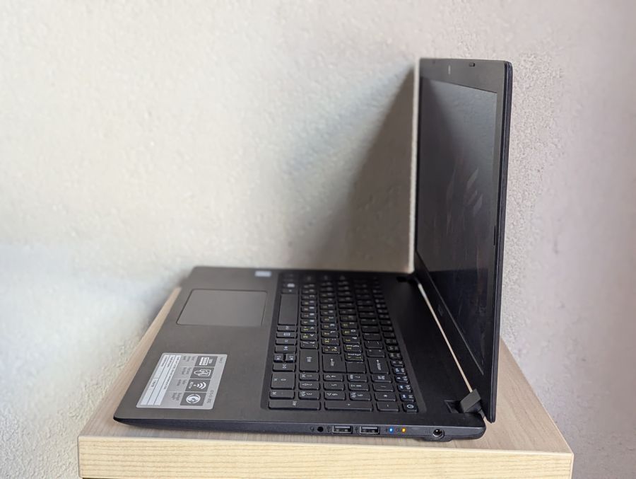 Уцінка! Ноутбук Б/В Acer Aspire 3 A315-51, Intel Core i3-8130U, DDR4 8 GB, SSD 128GB, 15.6" Full HD
