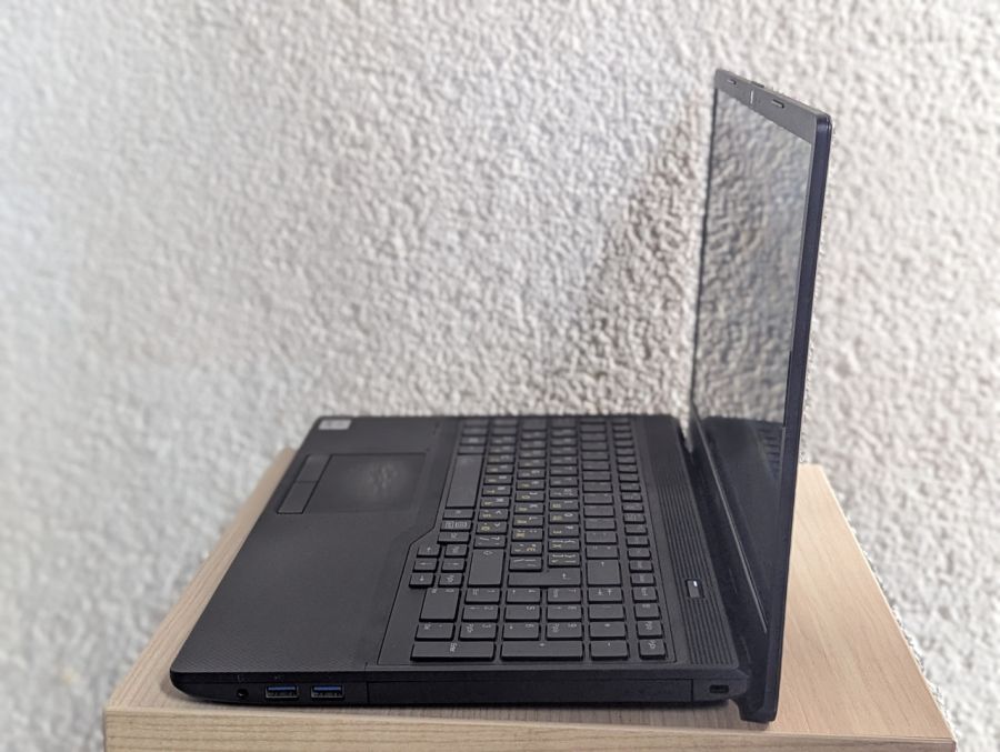 Уцінка! Ноутбук Б/В Fujitsu LifeBook A3510, Intel Core i3-1005G1, DDR4 16 GB, SSD 256GB, 15.6" Full HD [ProductHub SKU F145]