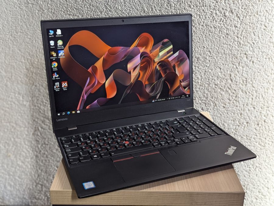 Ноутбук Б/В Lenovo ThinkPad T570, Intel Core i5-7300U, DDR4 8 GB, SSD 128GB, 15.6" Full HD [ProductHub SKU L225]