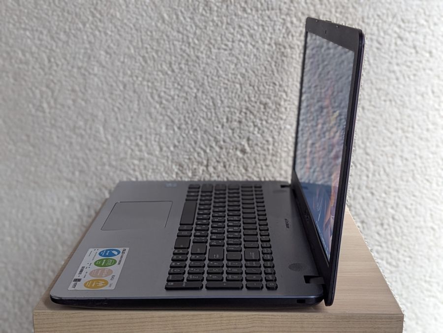Ноутбук Б/В ASUS Vivobook X541U, Intel Core i5-7200U, DDR4 12GB, SSD 128GB, 15.6" HD