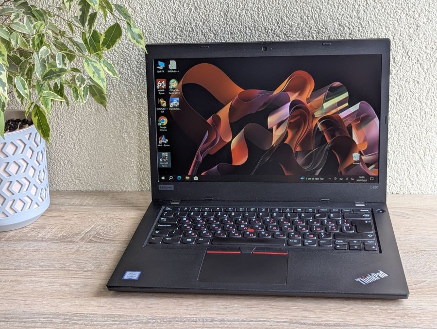 Уцінка! Ноутбук Б/В Lenovo ThinkPad L490, Intel Core i3-8145U, DDR4 8 GB, SSD 256GB, 14" Full HD Сенсор [ProductHub SKU L228]