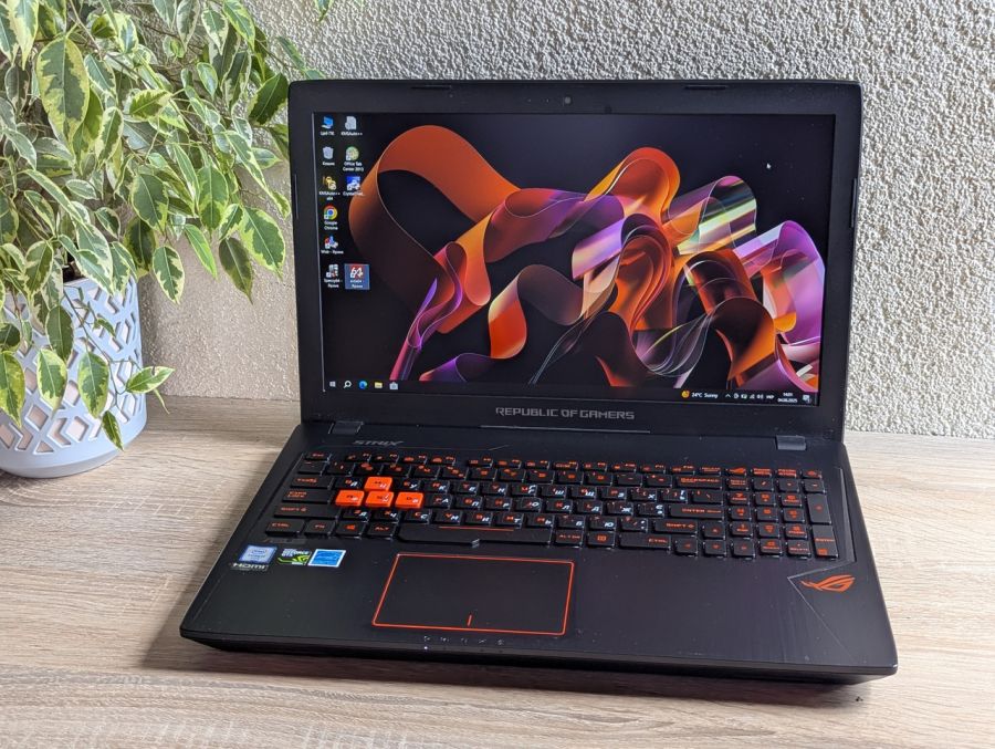 Ноутбук Б/В ASUS Strix GL553VW, Intel Core i7-6700HQ, DDR4 16 GB, SSD 128GB + SSD 1TB, NVIDIA GeForce GTX 960M 2Gb, 15.6" Full HD [ProductHub SKU Asus124]