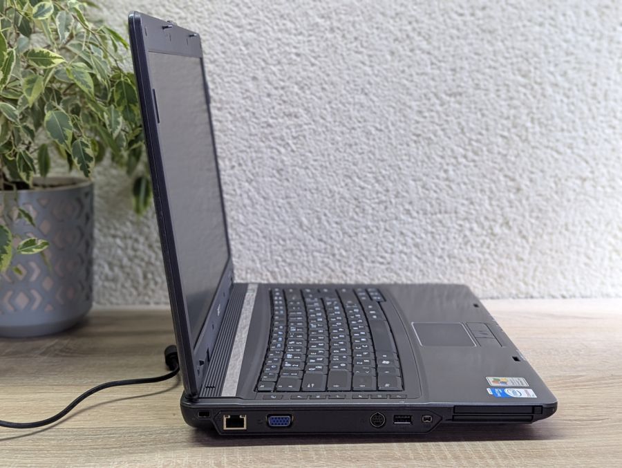Ноутбук Б/В Acer Extensa 5620, Intel Core 2 Duo T5250, DDR2 3GB, SSD 128GB, Intel Standard VGA Graphics Adapter, 15.6" [ProductHub SKU Acer129]