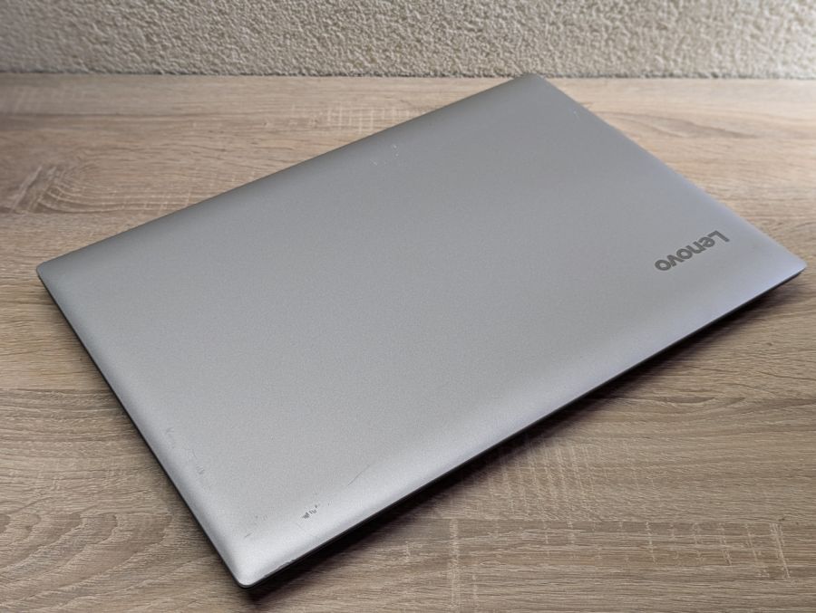 Уцінка! Ноутбук Б/В Lenovo IdeaPad 320-17IKB, Intel Pentium 4415U, DDR4 12 GB, SSD 256GB, 17.3" HD [ProductHub SKU L74]