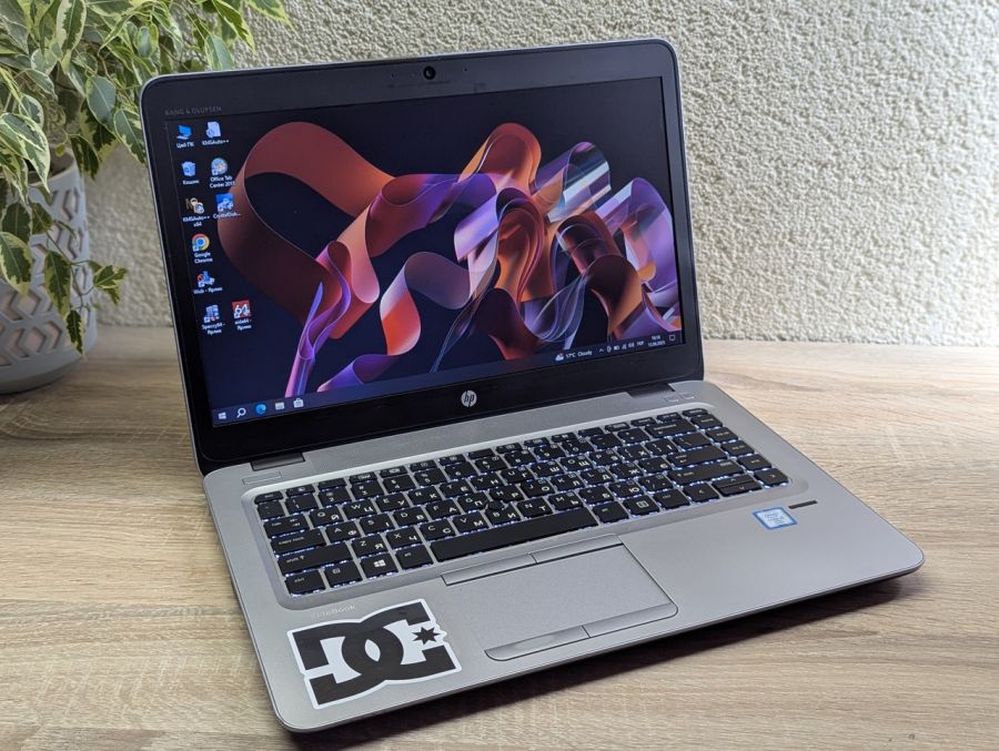 Ноутбук Б/В HP EliteBook 840 G3, Intel Core i5-6300U, DDR4 8GB, SSD 128GB + HDD 500GB, 14" HD