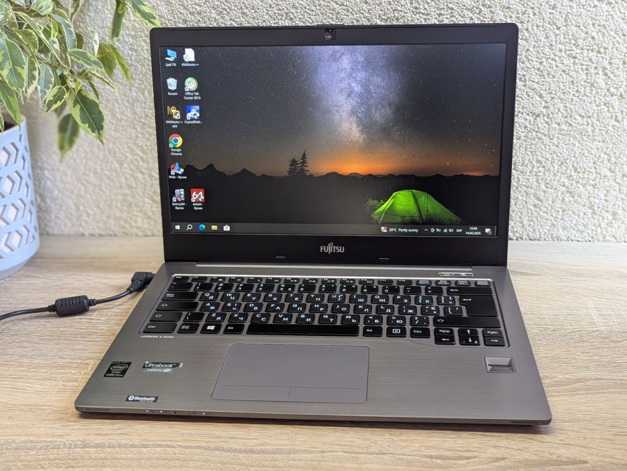 Уцінка! Ноутбук Б/В Fujitsu U904, Intel Core i5-4300U, DDR3 6 GB, SSD 128GB, 14" (3200x1800) [ProductHub SKU F101]