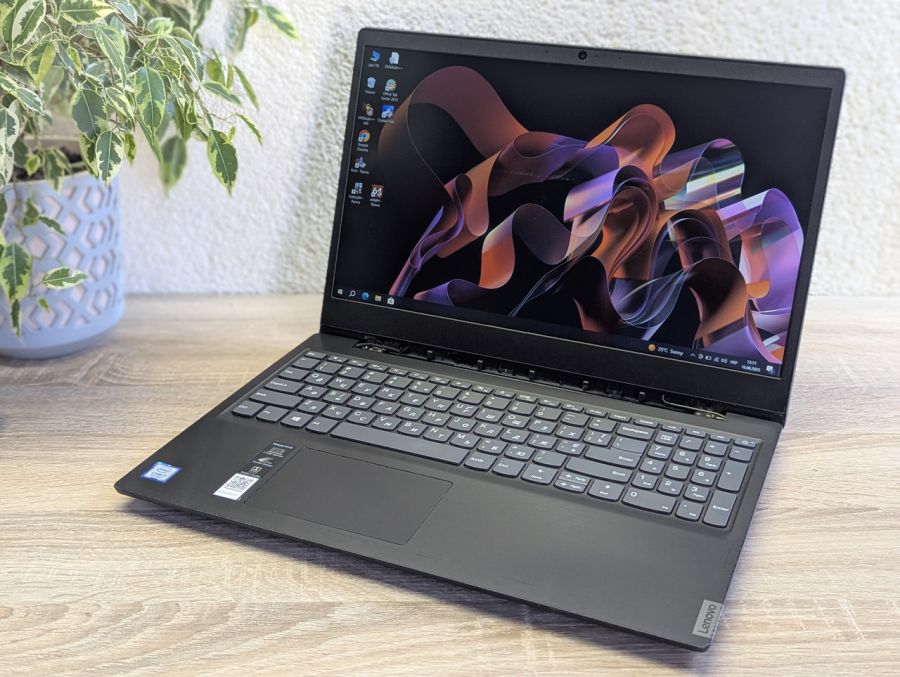 Ноутбук Б/В Lenovo IdeaPad S145-15IKB, Intel Core i3-8130U, DDR4 8GB, SSD 256GB, 15.6" Full HD