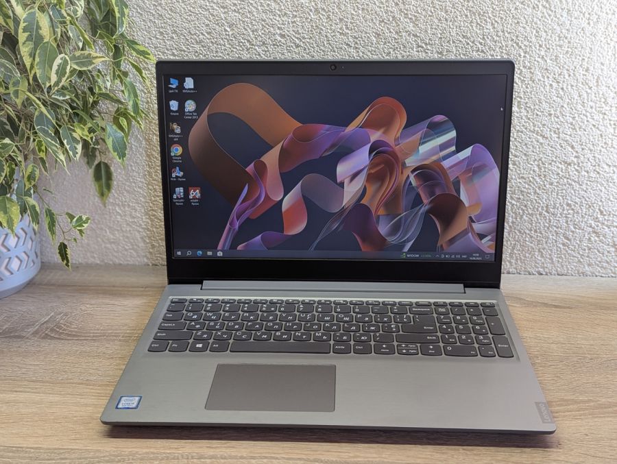 Уцінка! Ноутбук Б/В Lenovo IdeaPad S145-15IWL, Intel Core i3-8130U, DDR4 8 GB, SSD 128GB, 15.6" Full HD [ProductHub SKU L248]