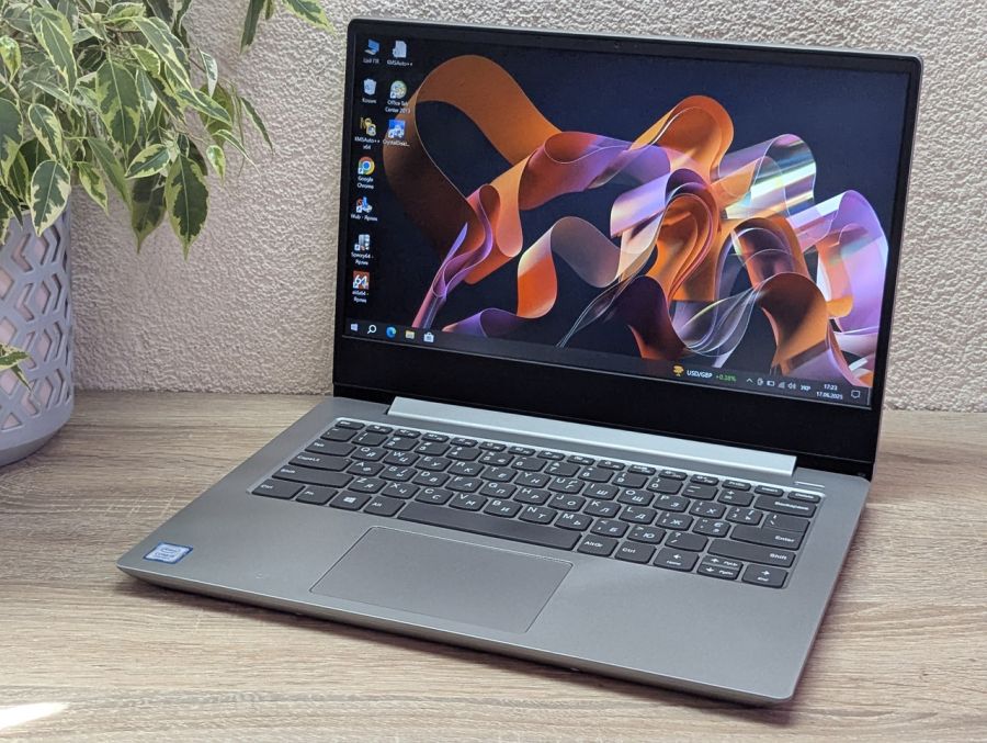 Ноутбук Б/В Lenovo IdeaPad 330S-14IKB, Intel Core i5-8250U, DDR4 20GB, SSD 256GB, 14" Full HD