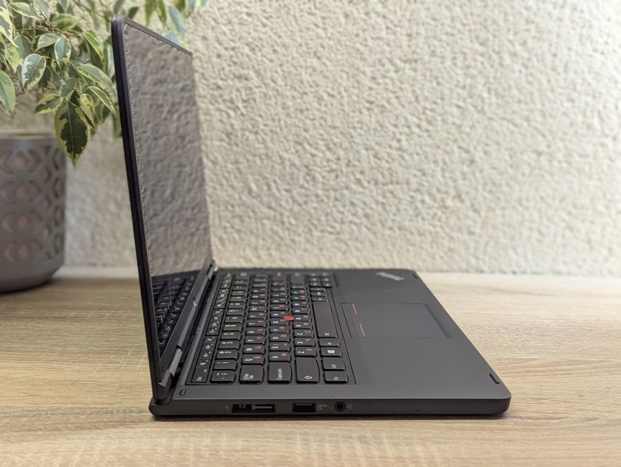 Ноутбук Б/В Lenovo Yoga S1, Intel Core i5-4200U, DDR3 8GB, SSD 128GB, 14" Full HD Сенсор [ProductHub SKU L82]