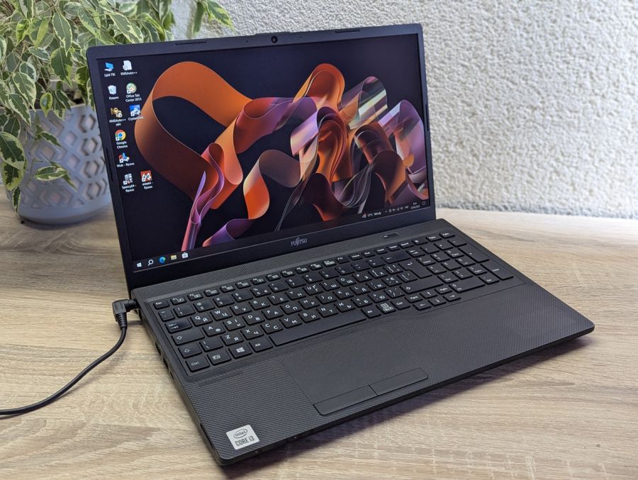 Ноутбук Б/В Fujitsu LifeBook A3510, Intel Core i3-1005G1, DDR4 16GB, SSD 256GB, 15.6" Full HD [ProductHub SKU F146]