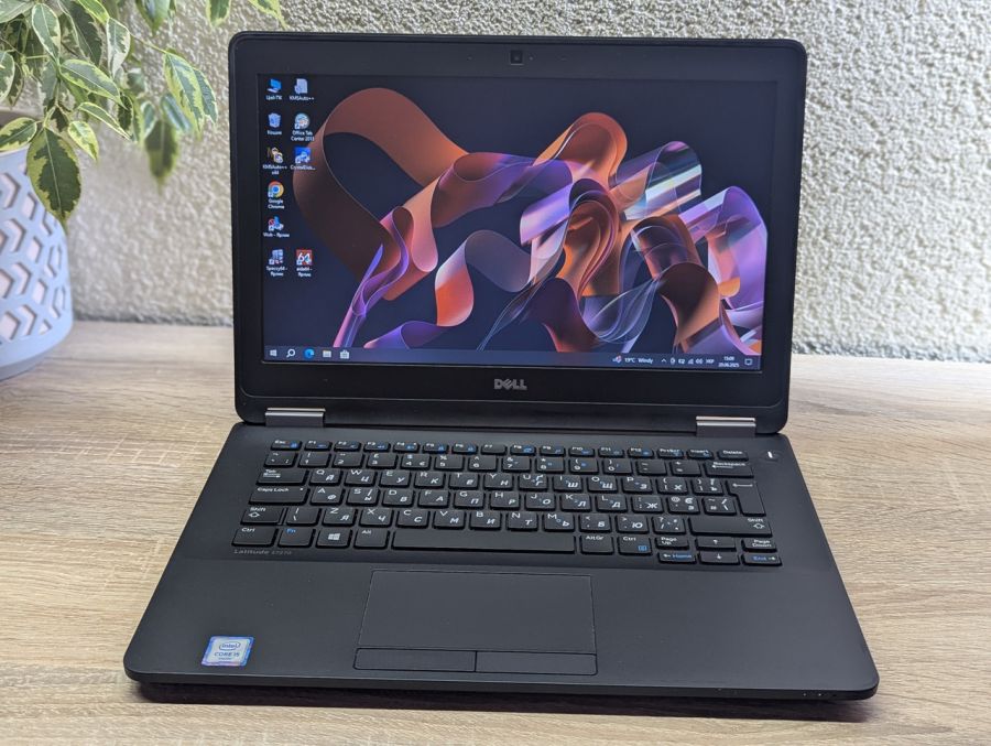 Ноутбук Б/В Dell Latitude E7270, Intel Core i5-6300U, DDR4 8 GB, SSD 128GB, 12" HD [ProductHub SKU Dell80]