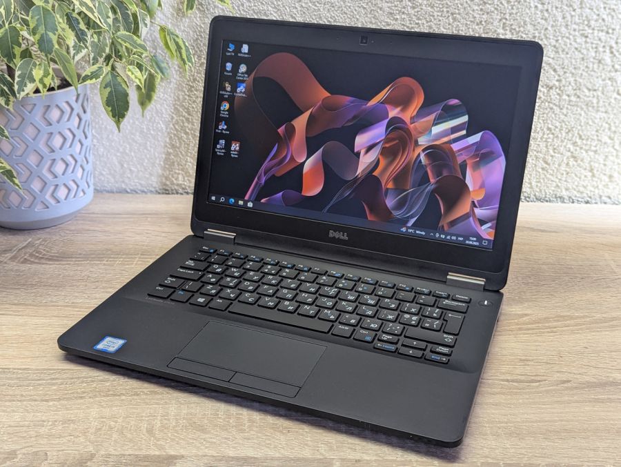 Ноутбук Б/В Dell Latitude E7270, Intel Core i5-6300U, DDR4 8 GB, SSD 128GB, 12" HD [ProductHub SKU Dell80]