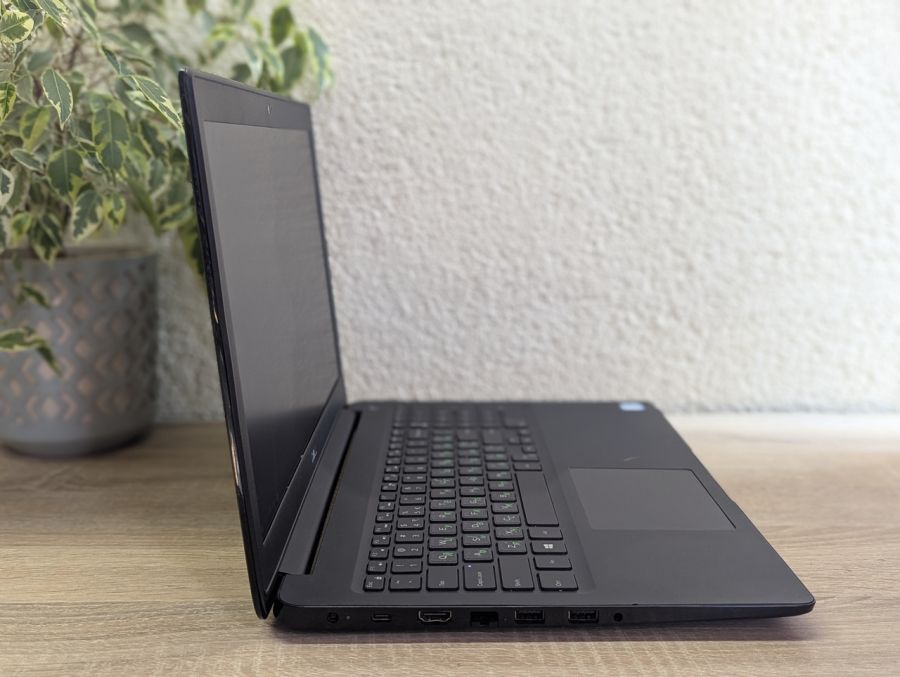 Ноутбук Б/В Dell Latitude 3500, Intel Core i5-8265U, DDR4 16GB, SSD 256GB, 15.6" Full HD