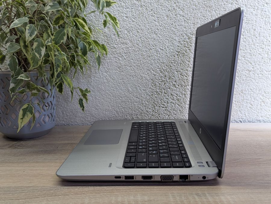 Уцінка! Ноутбук Б/В HP ProBook 440 G4, Intel Core i3-7100U, DDR4 8 GB, SSD 128GB, 14" HD [ProductHub SKU HP496]