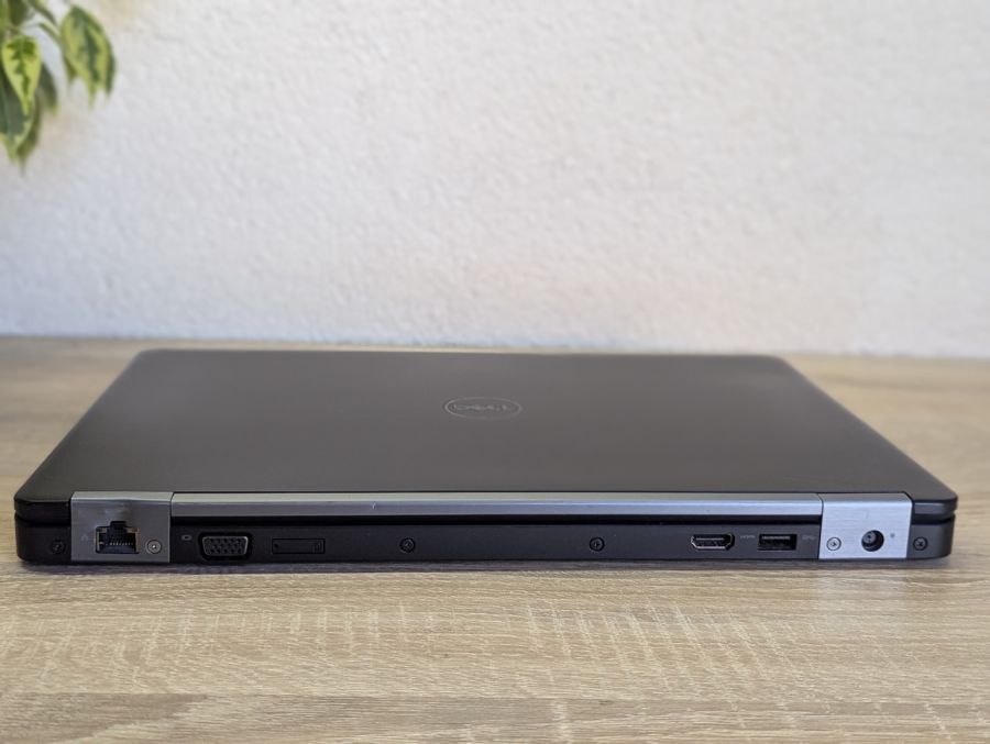 Ноутбук Б/В Dell Latitude E5470, Intel Core i5-6300U, DDR4 8GB, SSD 128GB, 14" HD