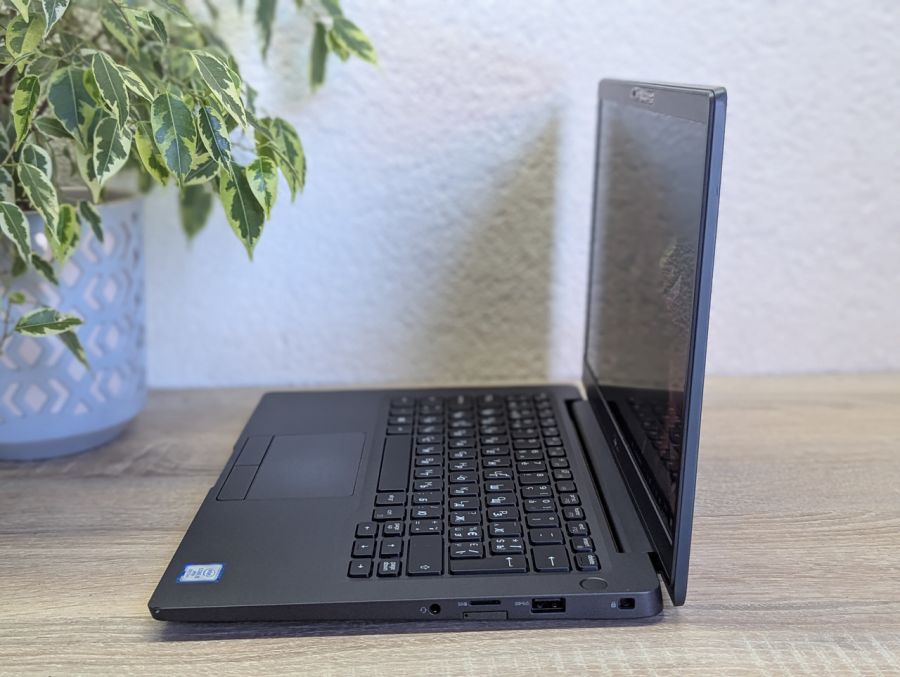 Уцінка! Ноутбук Б/В Dell Lalitude 7300, Intel Core i5-8665U, DDR3 8 GB, SSD 128GB, 13" Full HD [ProductHub SKU Dell174]