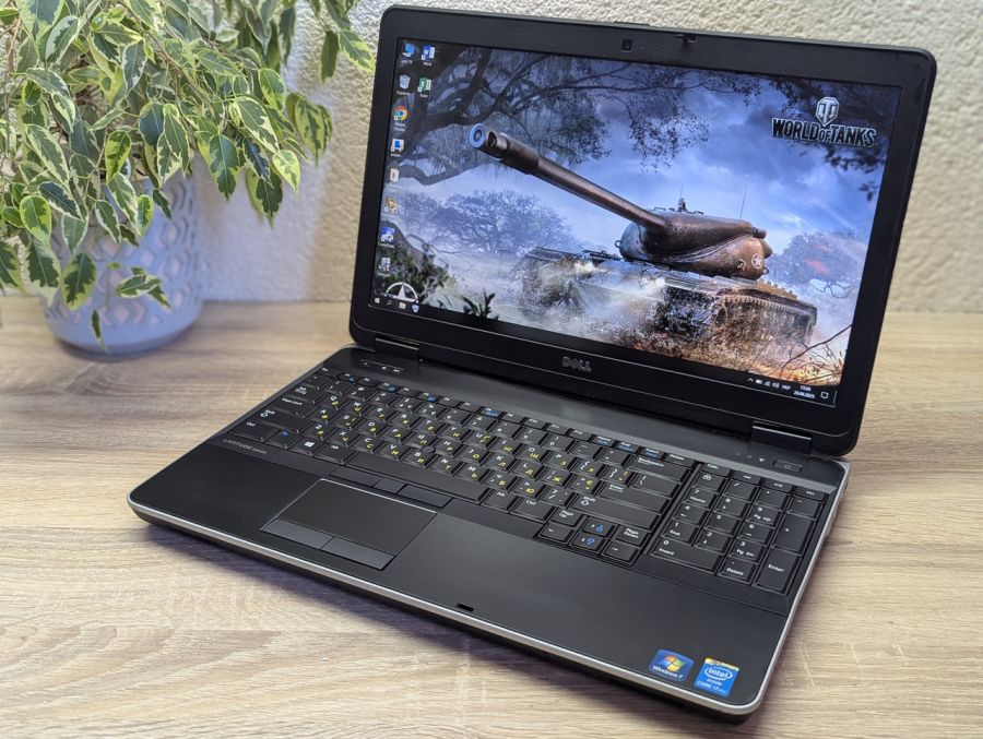 Уцінка! Ноутбук Б/В Dell Latitude E6540, Intel Core i7-4810MQ, DDR3 8 GB, SSD 128GB, AMD Radeon HD 8790M 2Gb, 15.6" Full HD [ProductHub SKU Dell282]